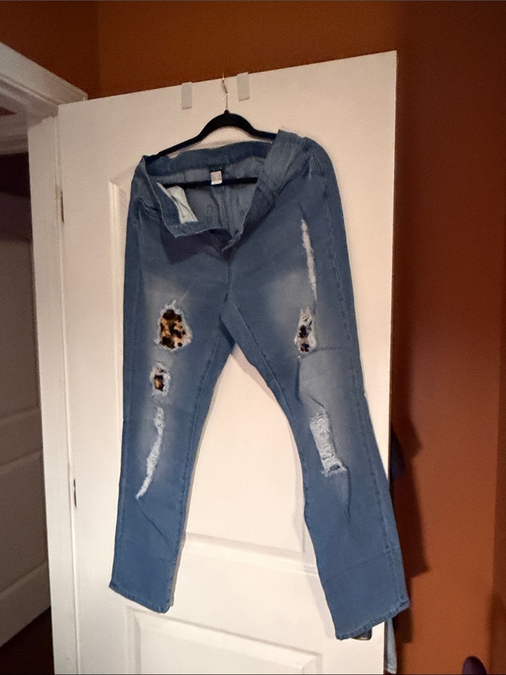 VENUS Light Blue Distressed Jeans with Leopard Patch Details